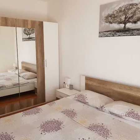 Lägenhet Apartman Mario *